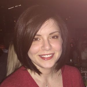 Meet your Posher, Dina